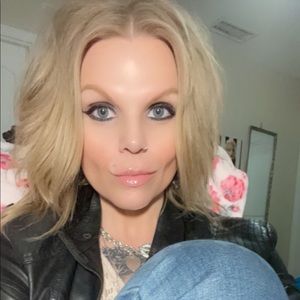 Meet your Posher, Miranda